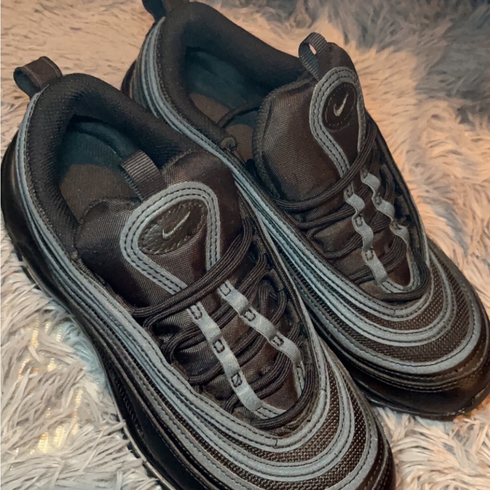 Nike Women’s Air Max 97